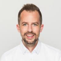 50+ perfiles de «Oliver Witt»