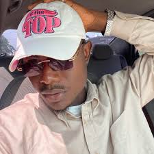 OPINION If you take out time and listen to this young rapper #Areece, you  might eventually change your mind about who's the best new school rapper in  South Africa. ⛔⛔ Follow us