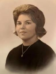 Lee Almeida's Instagram, Twitter & Facebook