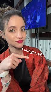 Mid is the new 2v2 lane #leagueoflegends #leagueoflegendsmemes #league...