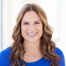 Cheerleaders, ballerinas, and really any professional dancers have  fascinated me since I was a little girl.