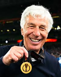 Milan, da quale tecnico ripartire? Tra Allegri e Gasperini spunta Italiano  👀🔴⚫️ Persa la Coppa Italia, è arrivato il tempo delle scelte. Il Milan  non può più temporeggiare e, anche se nelle