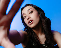 Sarai Rollins Projects :: Photos, videos, logos, illustrations and branding  :: Behance