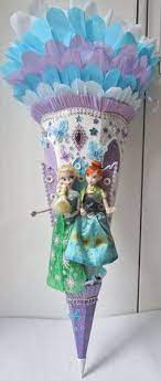 Auf der schultüte habe ich noch ringsherum glitzernde schneeflocken verteilt. Trendy Eiskonigin Elsa Anna Frozen Schultute Schultute Basteln Schultute Selber Nahen Kreativ