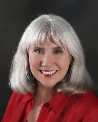 Robin Adelman's Instagram, Twitter & Facebook