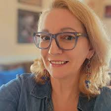 lauren gibson · 1M threads