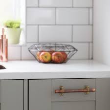 Marble worktops provide an elegant centrepiece in any kitchen, and our marble effect worktops are an affordable way to get the look. Marble Worktops A Complete Guide To Choosing Fitting And Cleaning Including Carrara Marble Ideal Home