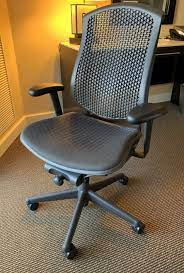 'office chairs he n miller aeron chair sid 4kv9e0e9ikaljnujsevrvfhng3'. Herman Miller Celle Chair Black Padded Base Hotel Surplus