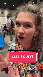 Lynn Conroy's Instagram, Twitter & Facebook