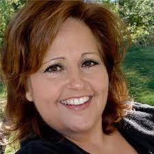 Stephanie Hagen's Instagram, Twitter & Facebook