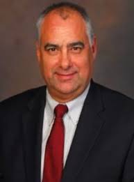 Airport Authority Names New Director as Joest Retires