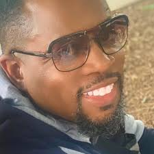 How bout a throwback ? Class of '77... 😎