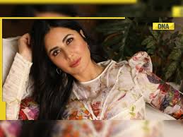 Katrina Kaif changes her name on Instagram to Camedia Moderatez, netizens  think her account is hacked