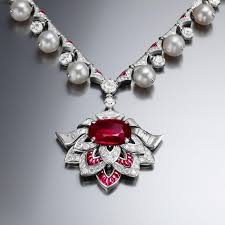 If you are running sims 4 legacy edition then you'll want to use mc command center 6.6.0 (legacy edition release). Bulgari Festa Cuore Di Roma Mozambique Ruby High Jewellery Necklace Red Jewelry Beautiful Necklaces High Jewelry