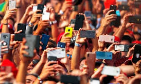 Textem lets you send free text messages, but you first need to create an account. What S The Easiest Way To Send Sms Messages From A Pc Technology The Guardian