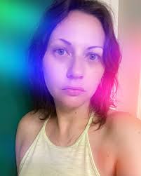 Vera Valentine (@poetveravalentine) • Instagram photos and videos