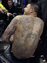 Aaron Hernandez Involved In Club Fight With Jets Fan Robert Littal Presents Blacksportsonline Hernandez Jesus Photo Movie Stars