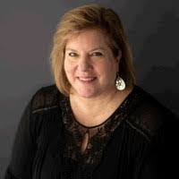 Beth Landis's Instagram, Twitter & Facebook