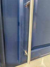 How to install kitchen cabinet handles. Mistakes To Avoid When You Install Kitchen Cabinet Pulls Free Template