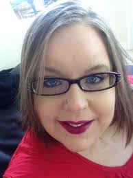 Nikki Titus's Instagram, Twitter & Facebook