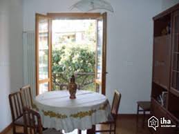 Dispone anche di un terrazzo, un posto auto e un giardino privato. Appartamento In Affitto A Toscolano Maderno Iha 63832