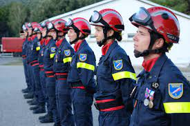 Les unités d'instruction et d'intervention de la sécurité civile (uiisc) sont des unités françaises ayant un fonctionnement militaire. Uiisc 7 Golff2018 A La Tete Des Formisc Formations Facebook