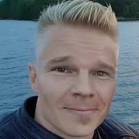 100+ "Daniel Sell" profiles