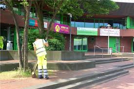 Zentrum dortmund 2.56 km luftlinie. Erwachsene Mussen Draussen Bleiben Am Keuning Haus Entsteht Eine Kinderstadt