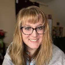 Janell Bruce's Instagram, Twitter & Facebook