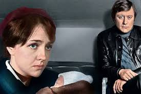 Её отцом был знаменитый архитектор и профессор георгий градов, а мать, раиса градова, играла в театре. Pozor Na Seduyu Golovu Chem Otplatil Ekaterine Gradovoj Priemysh Za Dobro Shoubizzz Vsyo O Zvyozdah Mediaplatforma Mirtesen