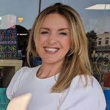 Alice Nutt's Instagram, Twitter & Facebook