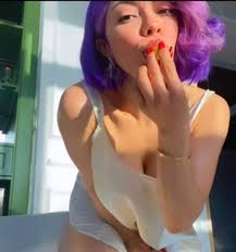 Video íntimo de La Materialista causa revuelo en las redes sociales