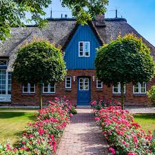 Zeigen wir, dass ein bauherr in deutschland für ein massivhaus mit einer wohnfläche von 150 quadratmetern und einem grundstück von 850 quadratmetern im schnitt etwa 320.000 euro bezahlt. Bauernhaus Vor Nachteile Von Bauernhausern Schoner Wohnen