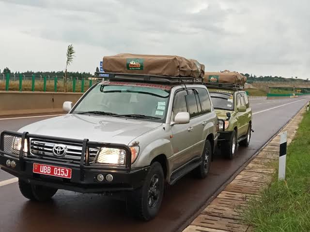 Rwanda Uganda border crossing for self-drive travelers