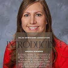 Amanda Scribner's Instagram, Twitter & Facebook