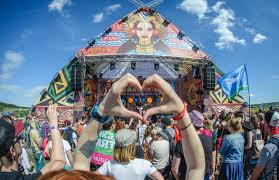 Фестиваль «дикая мята» отменили в ночь перед открытием несмотря на достигнутые договоренности с властями. Dikaya Myata Zachem Ehat