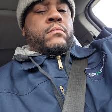 Roger Ledwell's Instagram, Twitter & Facebook