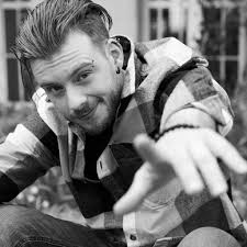 Endlich ist es soweit! Der Timetable fürs Greenfield Festival 2018 ist da!  🤘 Leider können Culture Abuse nicht auftreten, an ihrer Stelle lassen es  Dog Eat Dog so richtig krachen!