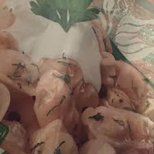 Pelmeni are dumplings of russian cuisine that consist of a filling wrapped in thin, unleavened dough. Pelemeni Original Berger