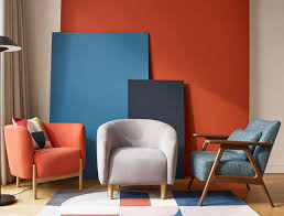 Leather arm chairs can be contrasted with another leather sofa in the this oversized living room chair is perfect for added comfort and for people who are on the heavier side. How To Choose An Accent Chair To Transform Your Room