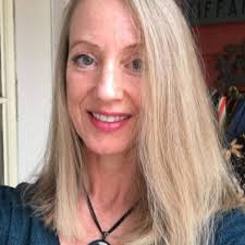 What is the variety of this dahlia?