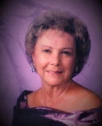 Carolina Sims's Instagram, Twitter & Facebook