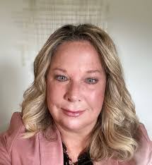 Cassandra Wakefield's Instagram, Twitter & Facebook