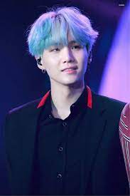 suga おしゃれまとめの人気アイデア pinterest hyunjin hwang ユンギ ミンユンギ シュガ