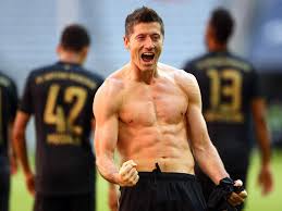 Ich hätte nie gedacht, dass gerd müllers bestmarke tatsächlich mal in gefahr gerät. Drama Lewandowski Schnappt Sich Muller Rekord Sauer Nicht Aber