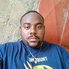 Mouloungui Ikapi Paul Gaddy (@paul.makiavel) • Facebook