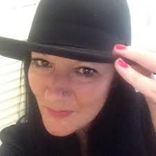 Beryl Woods Ware Vintage Cups & Saucers Green Set of Four 4