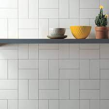 Metro Brick Flat Gloss White 10cm X 20cm Wall Tile White Kitchen Tiles White Tiles Black Grout Kitchen Tiles
