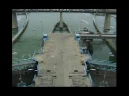 Jurnalistii bloomberg scriu ca romania si bulgaria redevin puteri agricole si datorita canalului navigabil pentru constructia caruia regimul comunist autohton a sacrificat mii de oameni. Prezentare Canal Dunare Marea Neagra Youtube