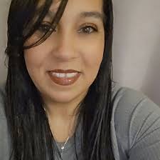 If you're looking for a mascara that can stay 12 hrs and smudge proof also  water proof then Everly Beauties Lash Overload Mascara is for you . Inbox  to Everly Beauties for